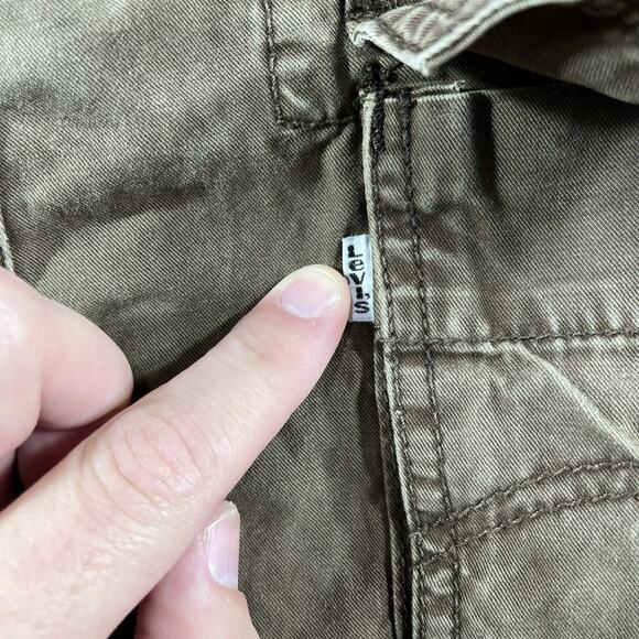 LEVIS CARRIER CARGO SHORTS MENS 42 BROWN FITS 44” WAIST 11” INSEAM POCKETS HIKE - Picture 5 of 8